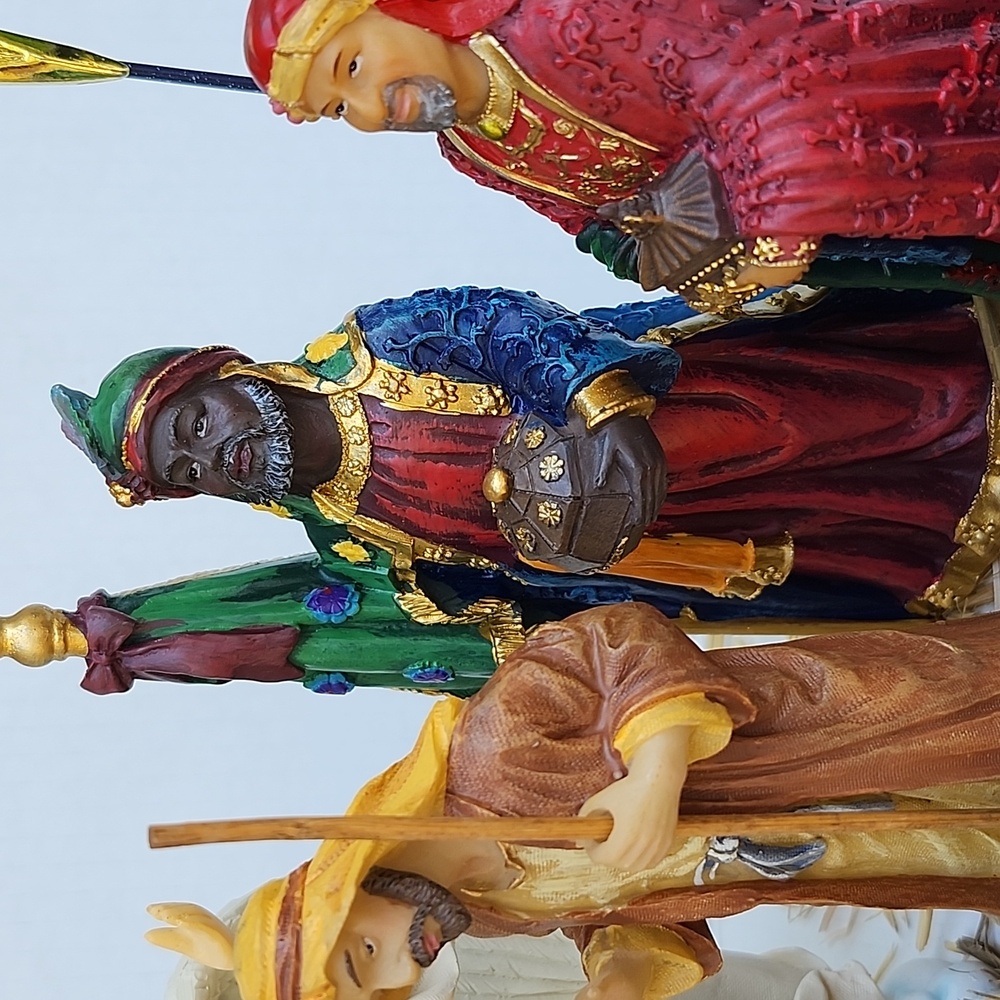 NIB THE REAL LIFE NATIVITY SET/THE THREE KINGS GIFTS 14 PIECE 7" SET - Picture 8 of 17